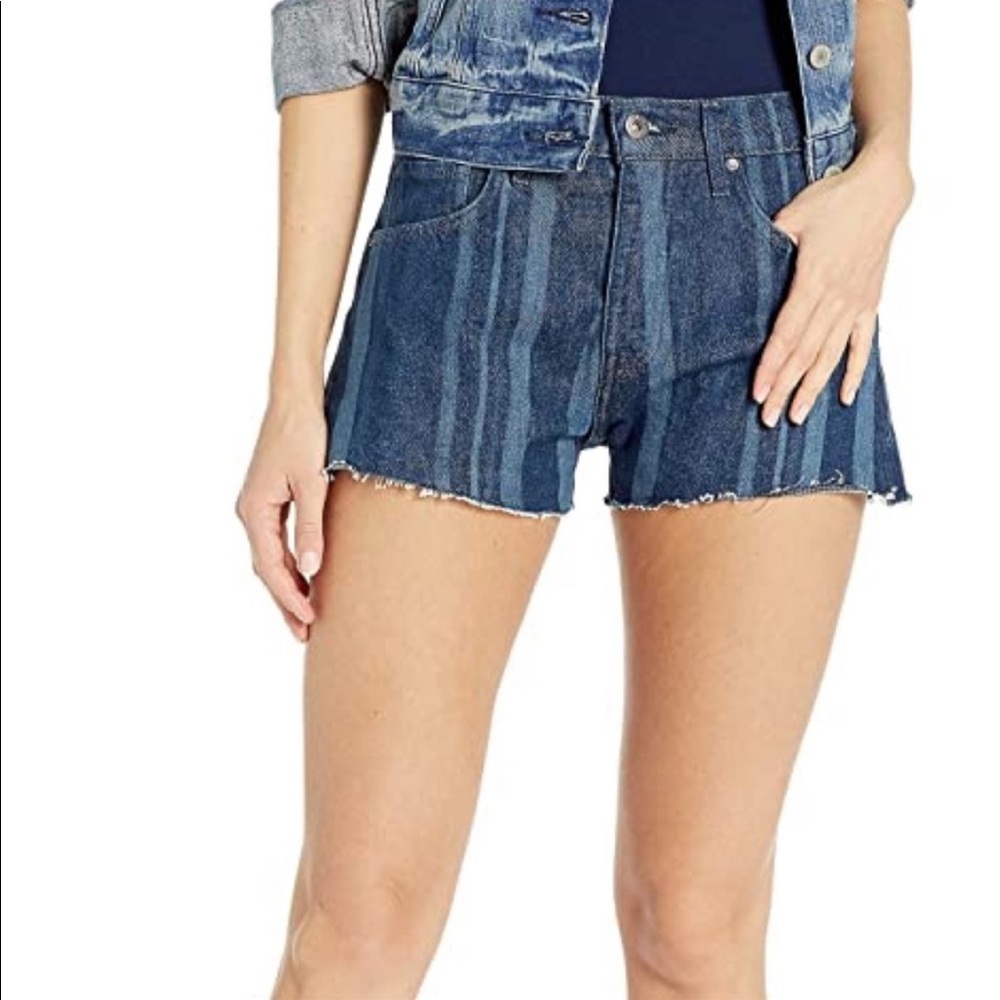 Levi’s Made & Crafted Indigo Laser Stripe Shorts Size 30